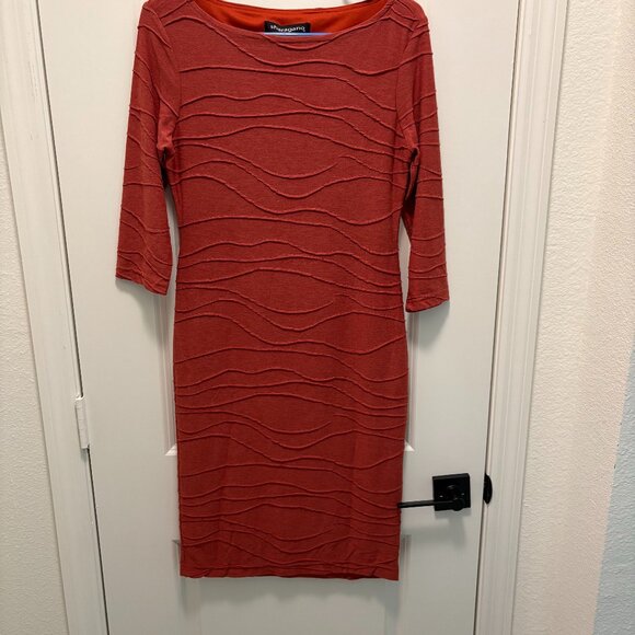 Sharagano Rust Textured Bodycon Dress 3/4 Sleeve Size 4 EUC - Picture 2 of 9